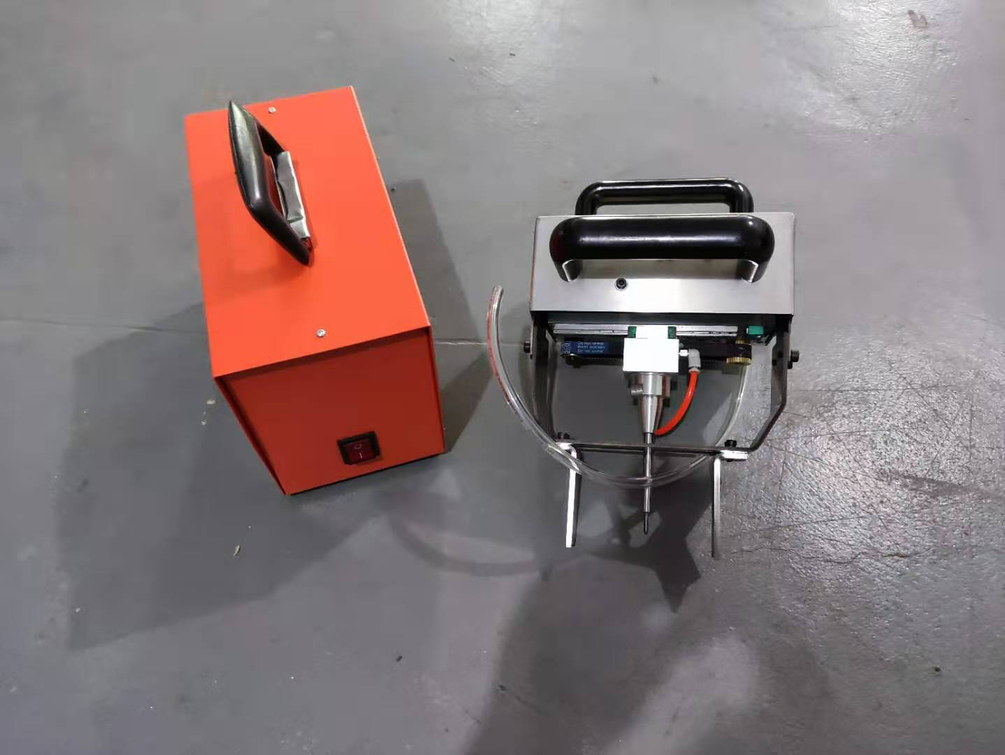 電動(dòng)車專用款打標(biāo)機(jī)